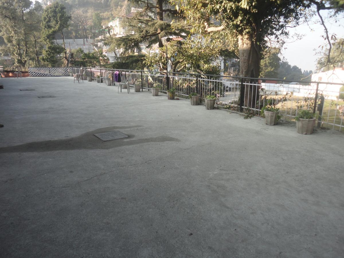 Hotel Walnut Grove Mussoorie Exteriér fotografie